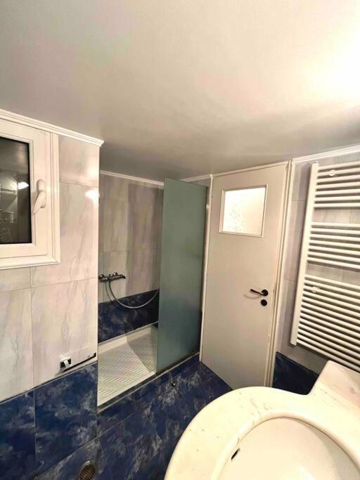 אתונה A Unique Apartment In The Historical Center-3Bds מראה חיצוני תמונה