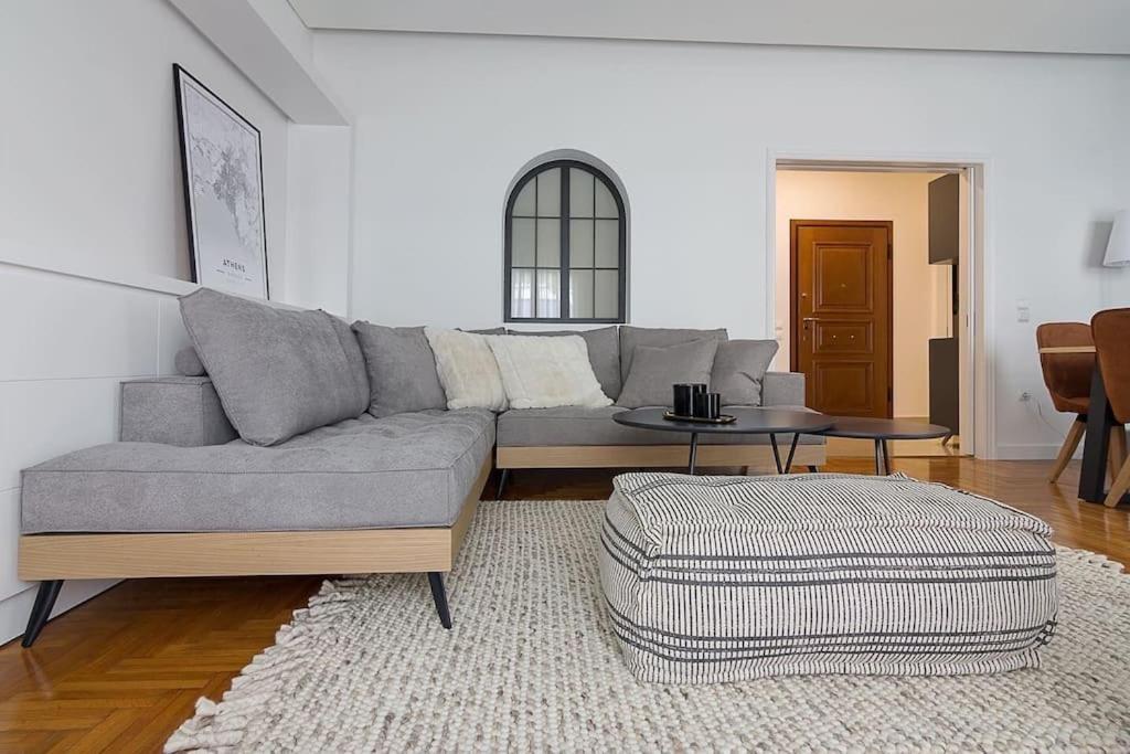 אתונה A Unique Apartment In The Historical Center-3Bds מראה חיצוני תמונה