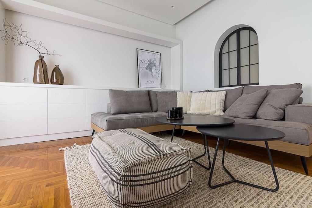 אתונה A Unique Apartment In The Historical Center-3Bds מראה חיצוני תמונה