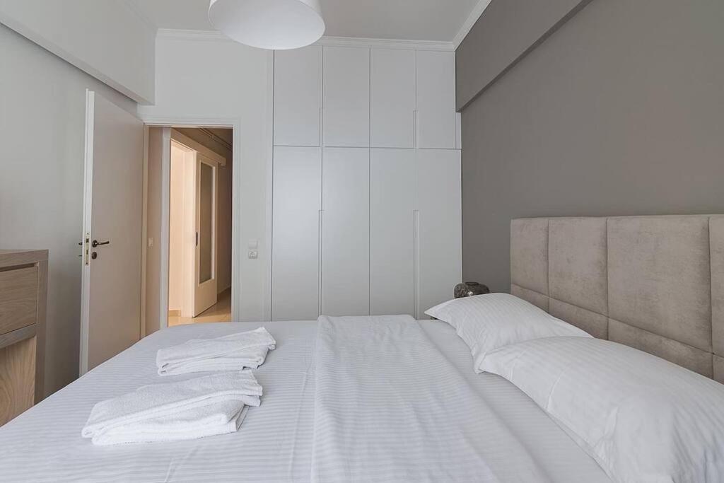 אתונה A Unique Apartment In The Historical Center-3Bds מראה חיצוני תמונה