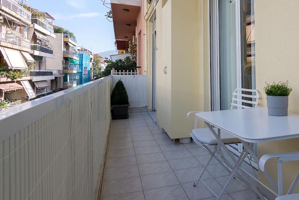 אתונה A Unique Apartment In The Historical Center-3Bds מראה חיצוני תמונה