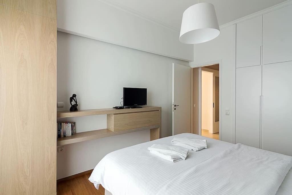 אתונה A Unique Apartment In The Historical Center-3Bds מראה חיצוני תמונה